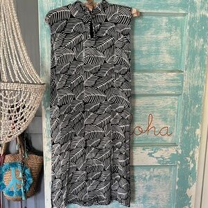 Hilo Hattie aloha wear print Black White tropical botanical Print Dress vacay